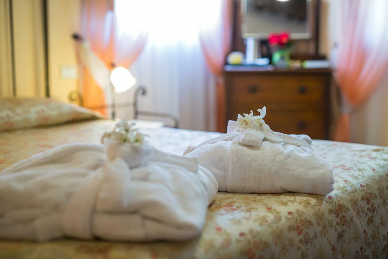 דרוטה Hotel & Spa L'Antico Forziere מראה חיצוני תמונה